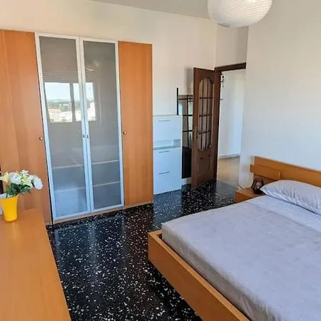 Ferienwohnung La Terrazza Del Re Vercelli Exterior foto
